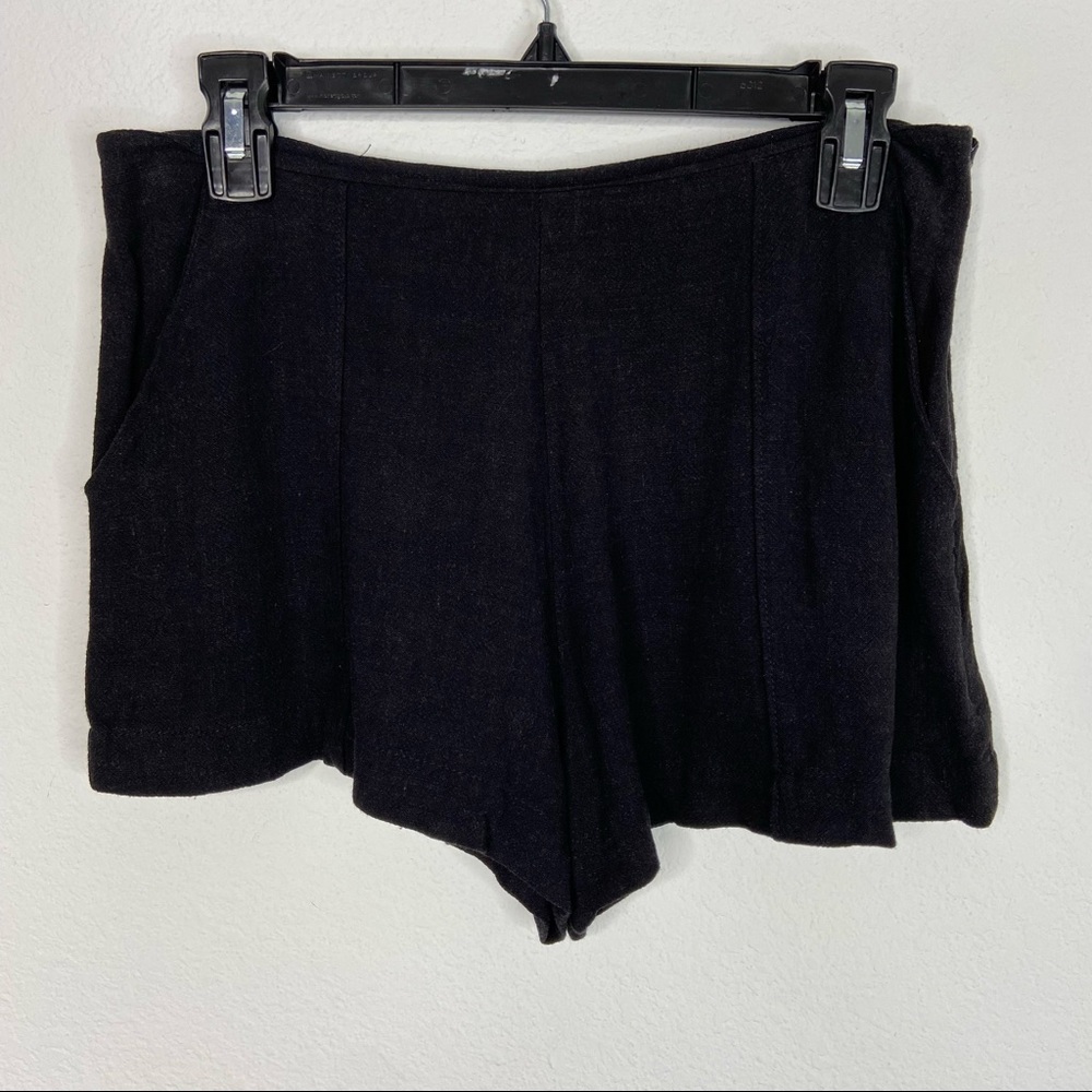 Good Luck Gem Black Shorts Size M